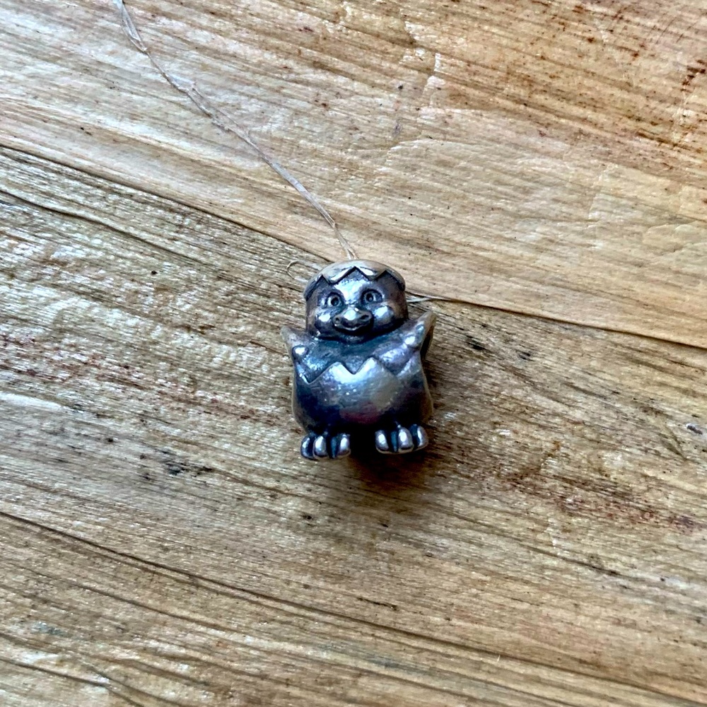 Pandora chick charm